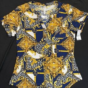 Gold link chain print